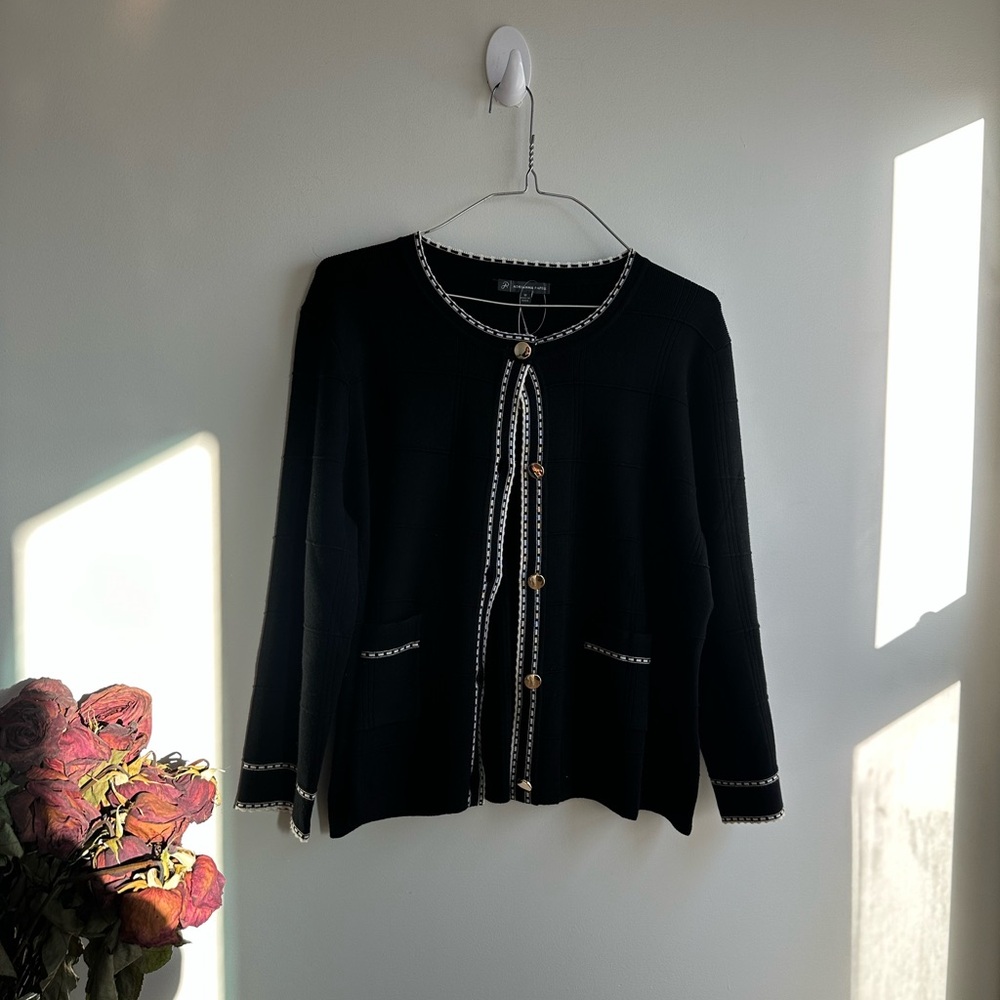 NWOT old money style Adrianna Papell black cardigan